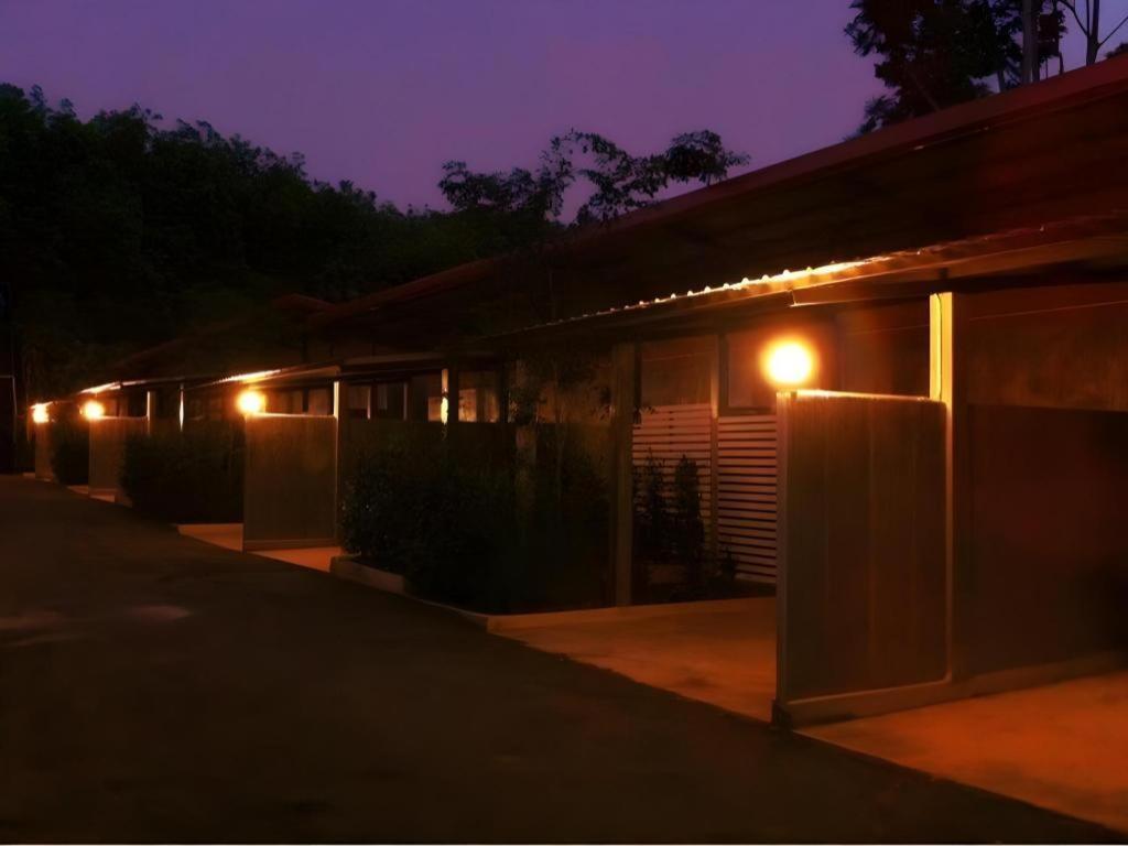 Secret Garden Trang Resort Екстер'єр фото