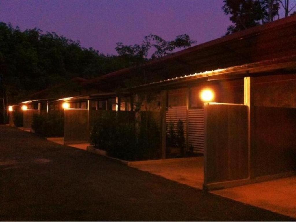 Secret Garden Trang Resort Екстер'єр фото